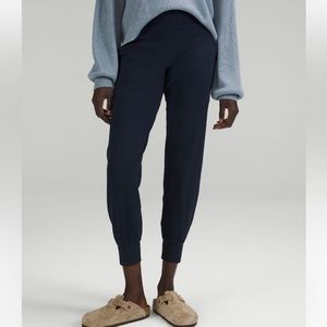 Lululemon Align Jogger. Navy. Size 8